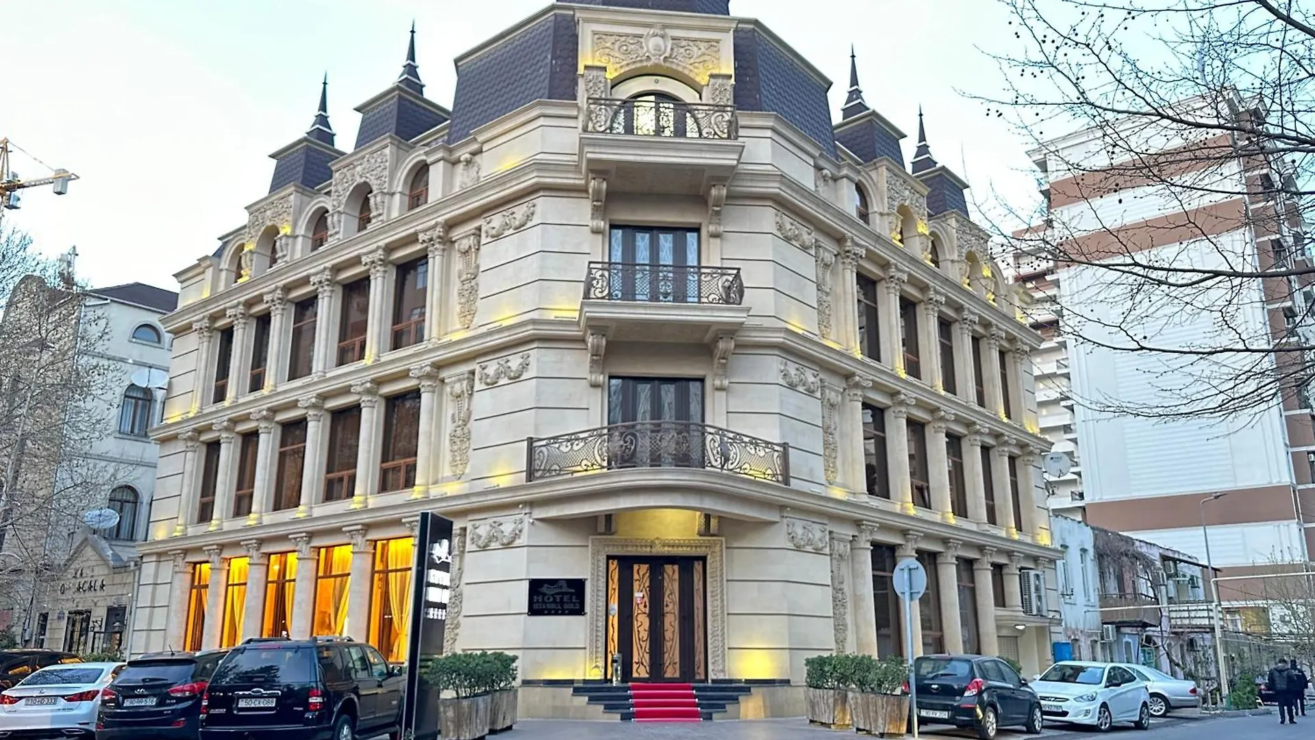 Istanbul Gold Hotel 바쿠